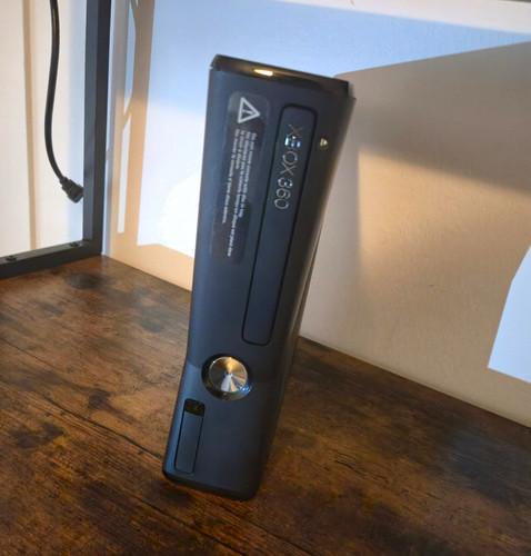Xbox360 usata pochissimo con - , 2