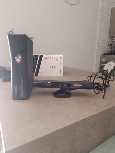 Xbox 360 slim - 360,